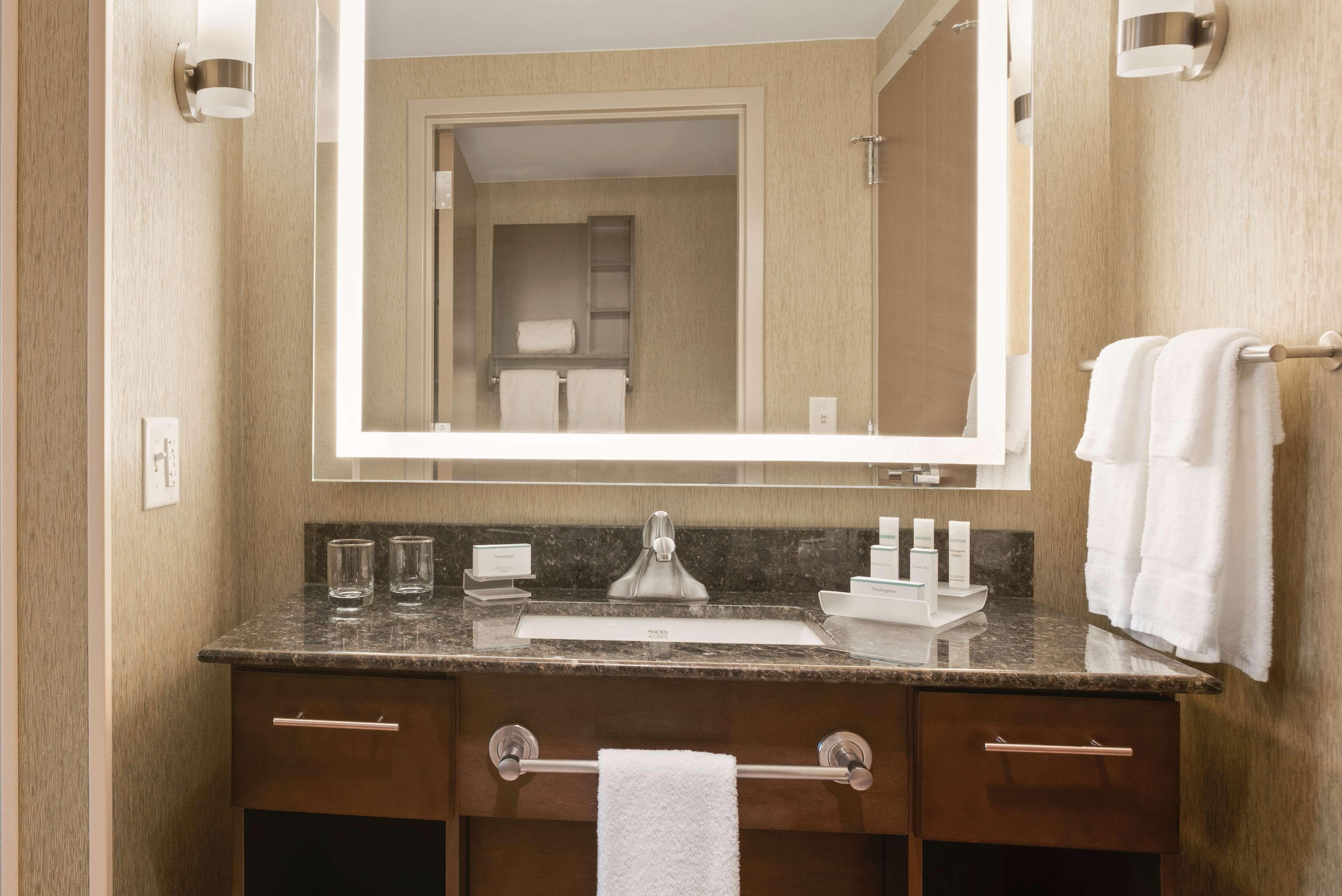 Homewood Suites By Hilton אנקיני מראה חיצוני תמונה